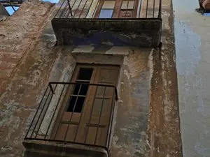 1297569102.webp